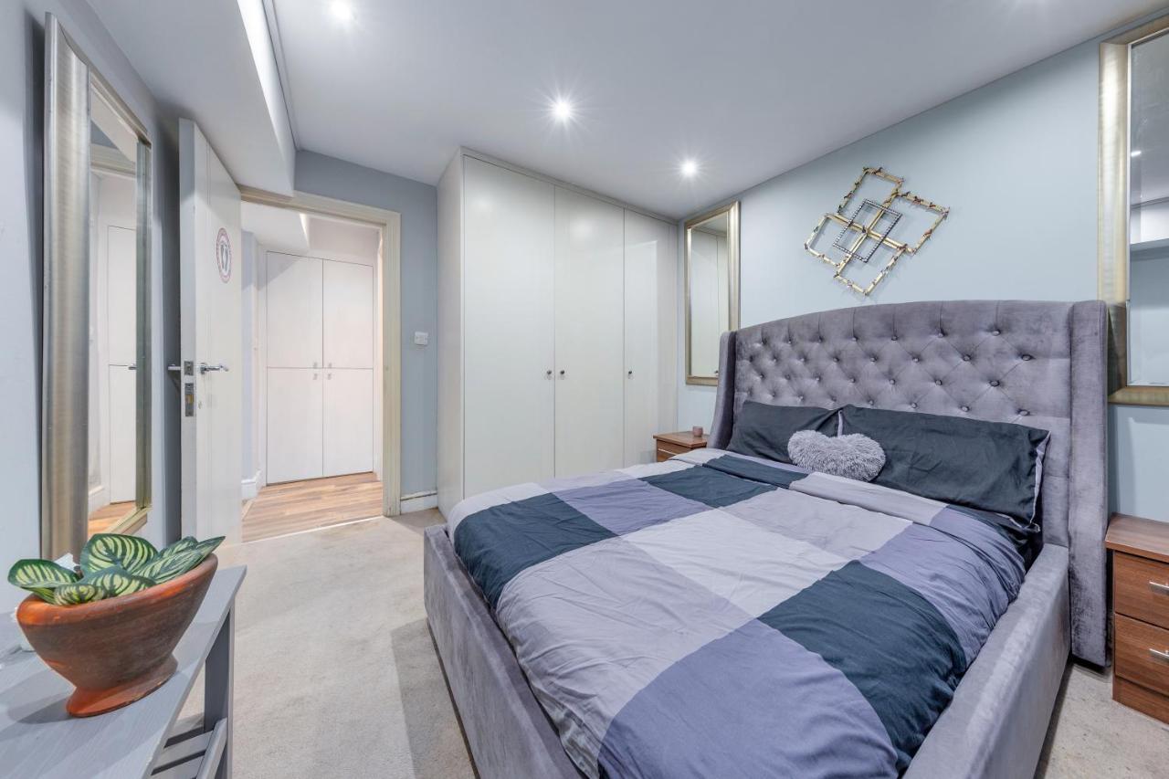 Elegant And Chic 2-Bedroom Basement Apartment In Paddington London Exterior photo